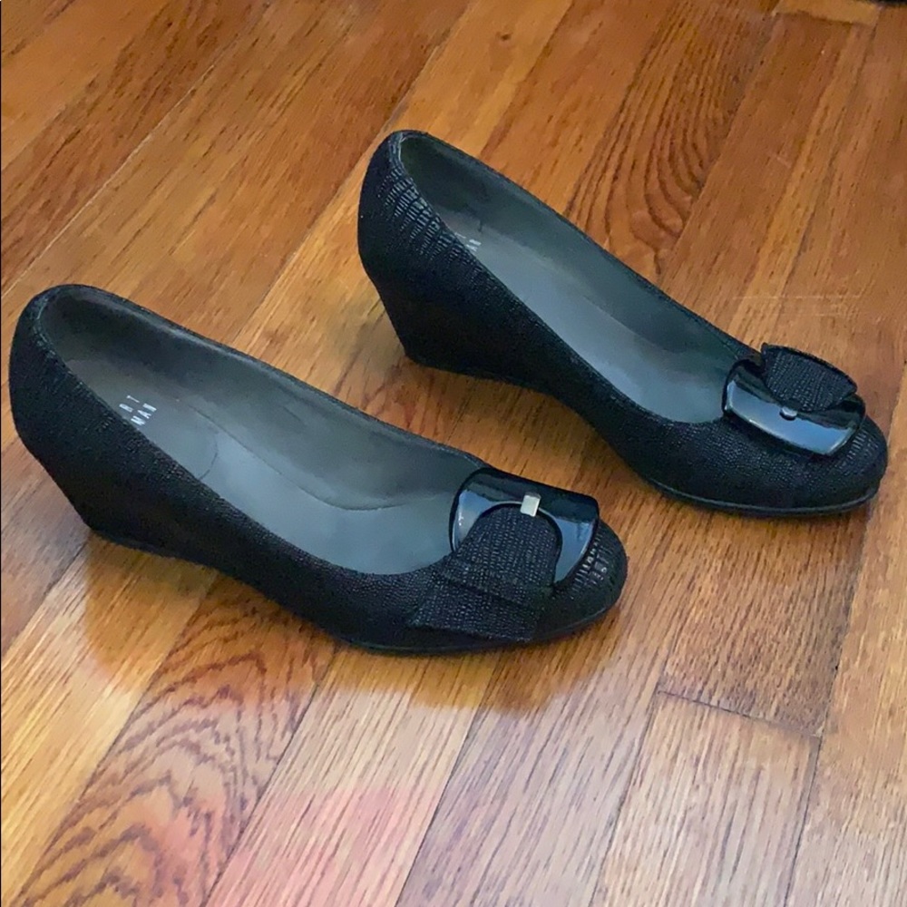 Stuart Weitzman - Picture 3 of 3